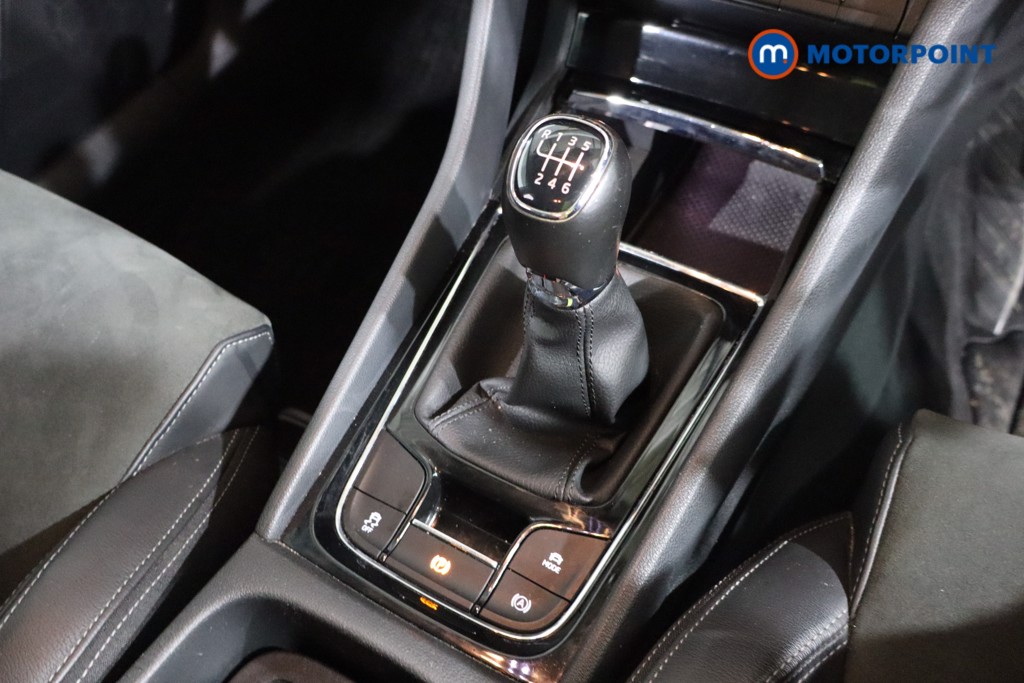 Skoda Karoq Se L Manual Petrol SUV - Stock Number (1589648) - 12th supplementary image