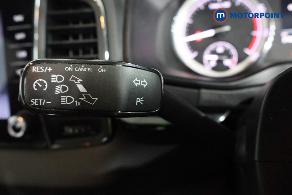 Skoda Karoq Se L Manual Petrol SUV - Stock Number (1589648) - 15th supplementary image