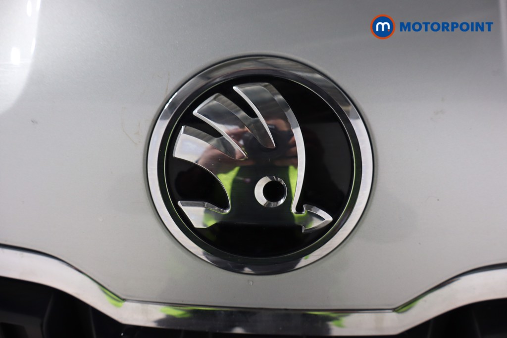 Skoda Karoq Se L Manual Petrol SUV - Stock Number (1589648) - 33rd supplementary image