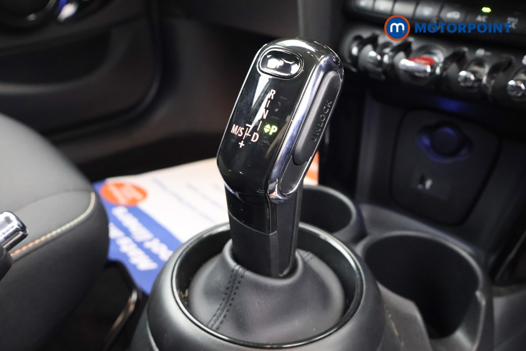 Mini Hatchback Cooper Classic Automatic Petrol Hatchback - Stock Number (1591940) - 7th supplementary image