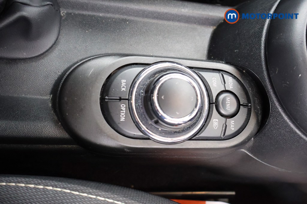 Mini Hatchback Cooper Classic Automatic Petrol Hatchback - Stock Number (1591940) - 8th supplementary image