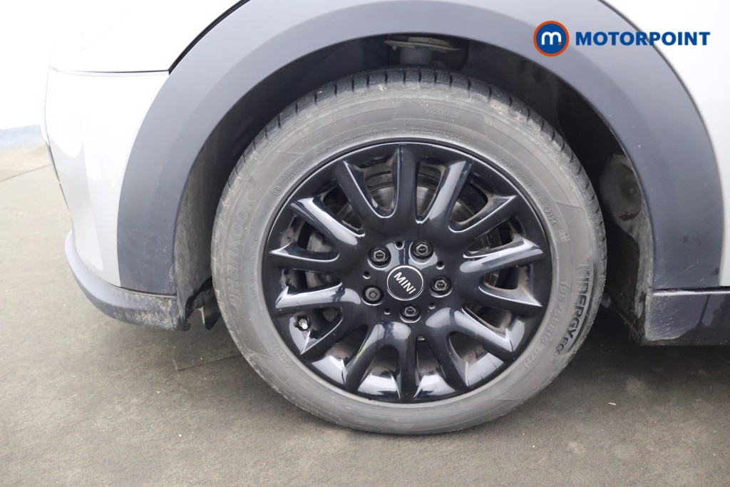 Mini Hatchback Cooper Classic Automatic Petrol Hatchback - Stock Number (1591940) - 17th supplementary image