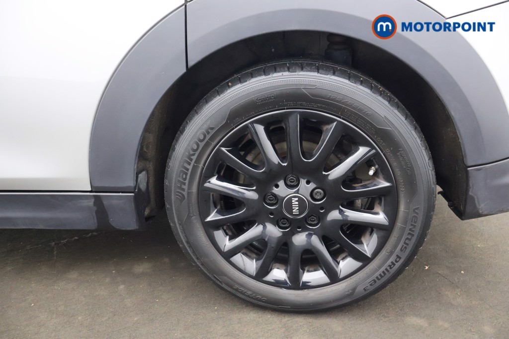 Mini Hatchback Cooper Classic Automatic Petrol Hatchback - Stock Number (1591940) - 18th supplementary image