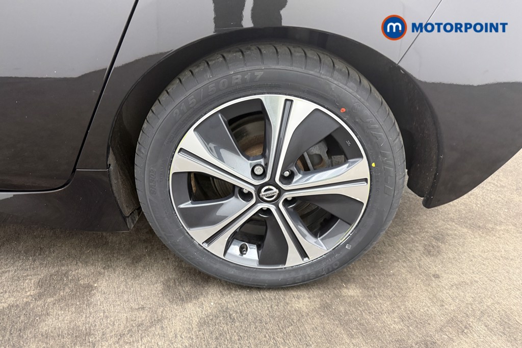 Nissan Leaf N-Connecta Automatic Electric Hatchback - Stock Number (1592466) - 35th supplementary image