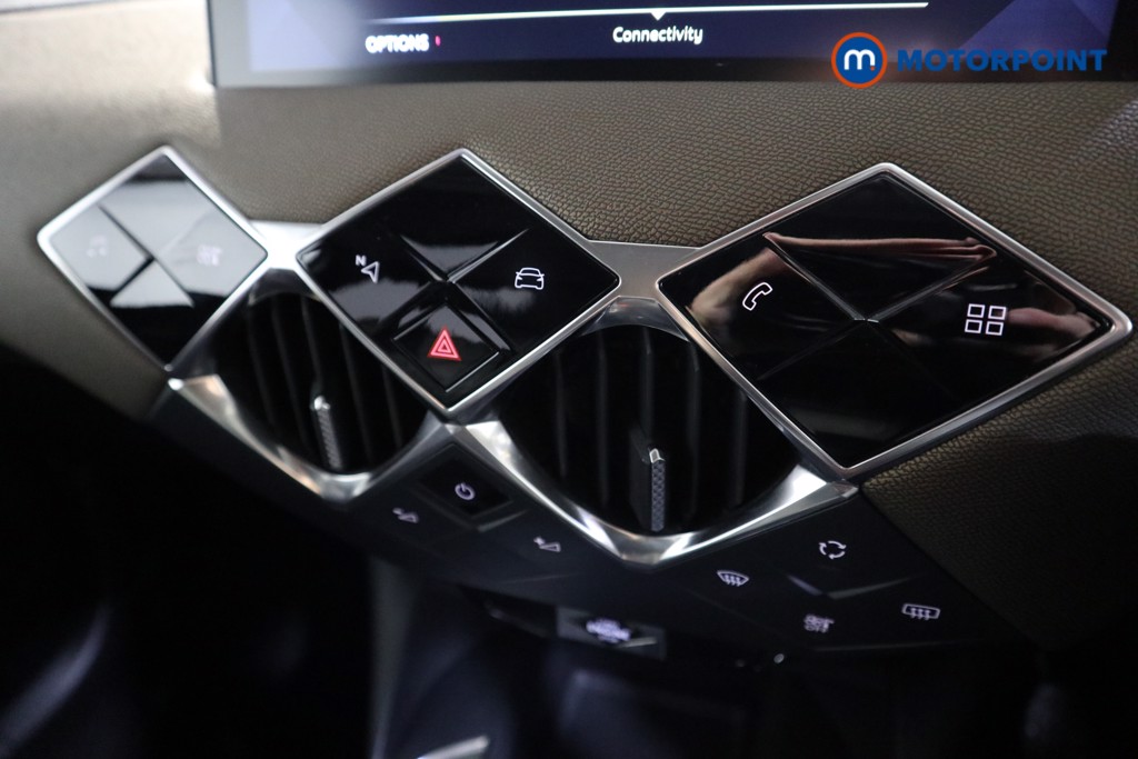 DS Ds 3 Prestige Manual Diesel SUV - Stock Number (1593364) - 7th supplementary image