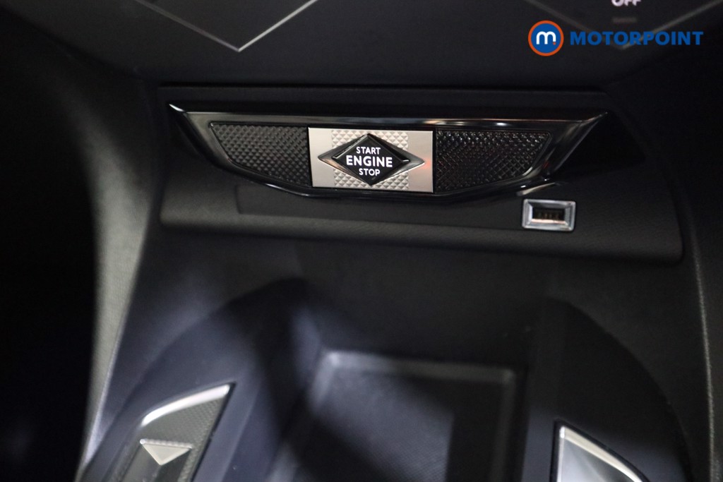 DS Ds 3 Prestige Manual Diesel SUV - Stock Number (1593364) - 8th supplementary image