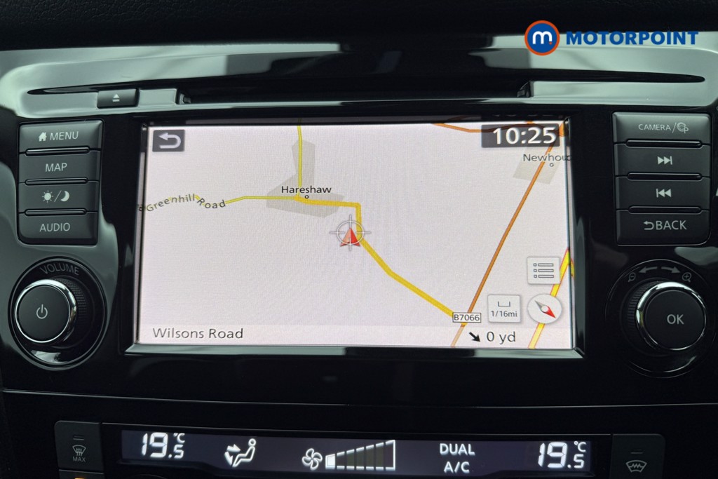 Nissan Qashqai N-Connecta Automatic Petrol SUV - Stock Number (1594080) - 2nd supplementary image