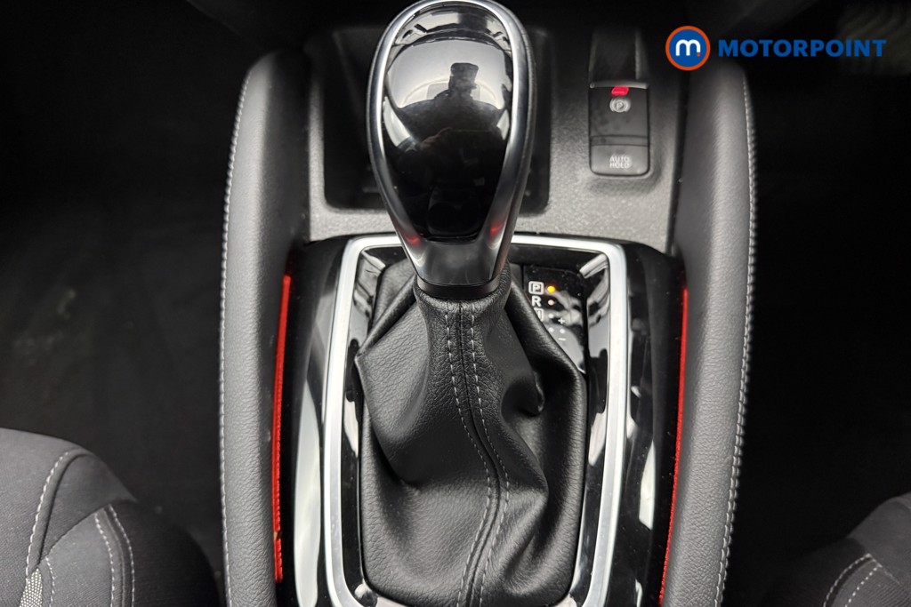 Nissan Qashqai N-Connecta Automatic Petrol SUV - Stock Number (1594080) - 7th supplementary image