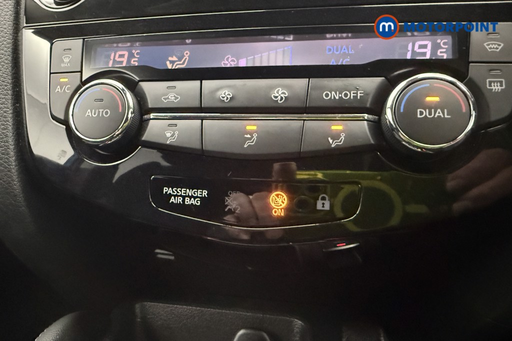 Nissan Qashqai N-Connecta Automatic Petrol SUV - Stock Number (1594080) - 16th supplementary image