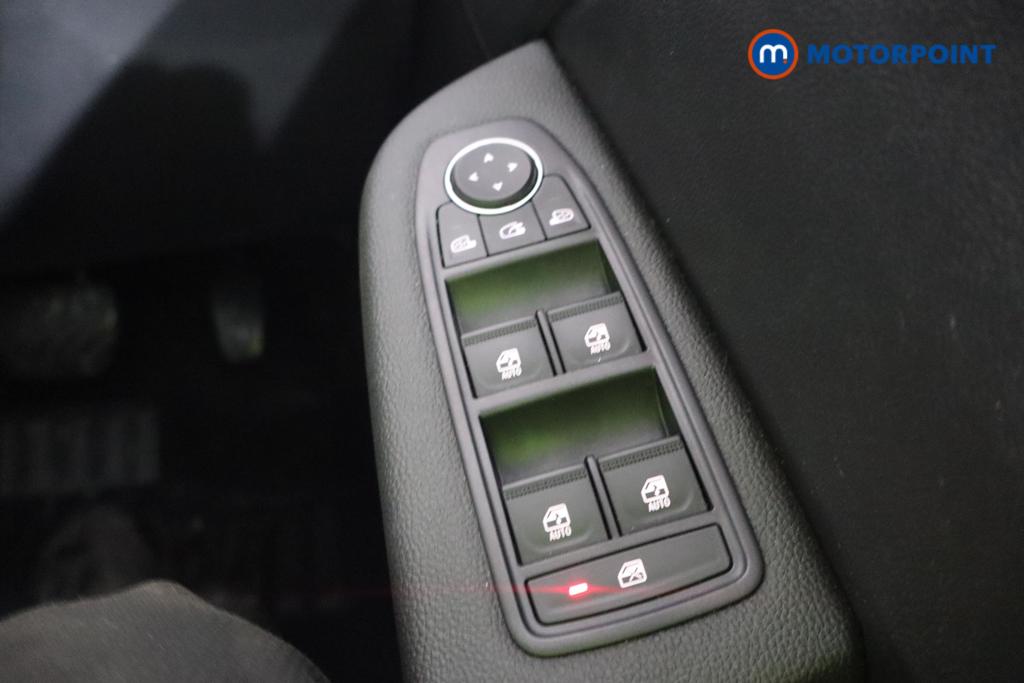 Renault Clio Evolution Automatic Petrol-Electric Hybrid Hatchback - Stock Number (1596534) - 13th supplementary image