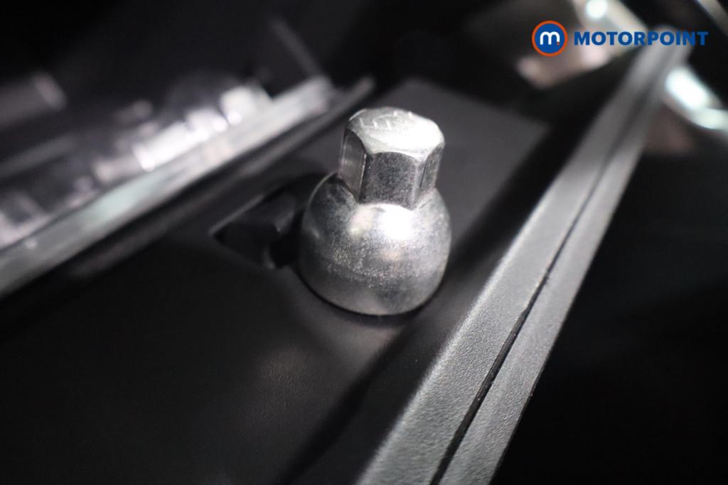 Citroen C3 Aircross Shine Plus Automatic Petrol SUV - Stock Number (1596957) - 14th supplementary image