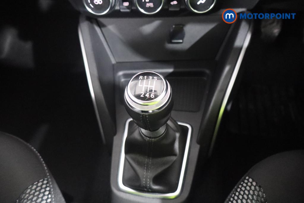 Dacia Duster Prestige Manual Petrol SUV - Stock Number (1597003) - 3rd supplementary image