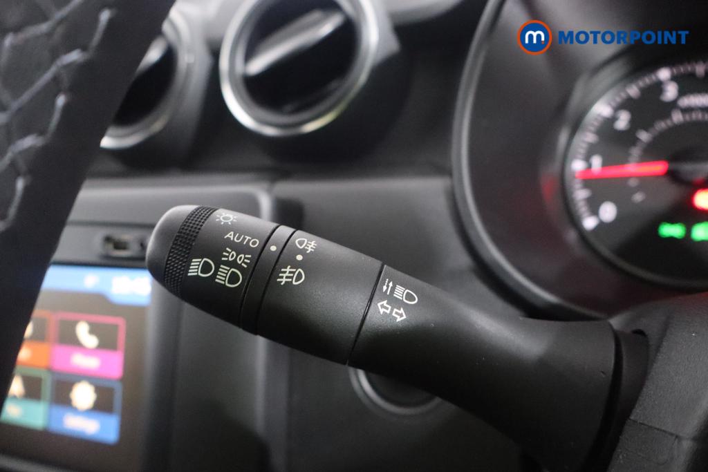 Dacia Duster Prestige Manual Petrol SUV - Stock Number (1597003) - 8th supplementary image