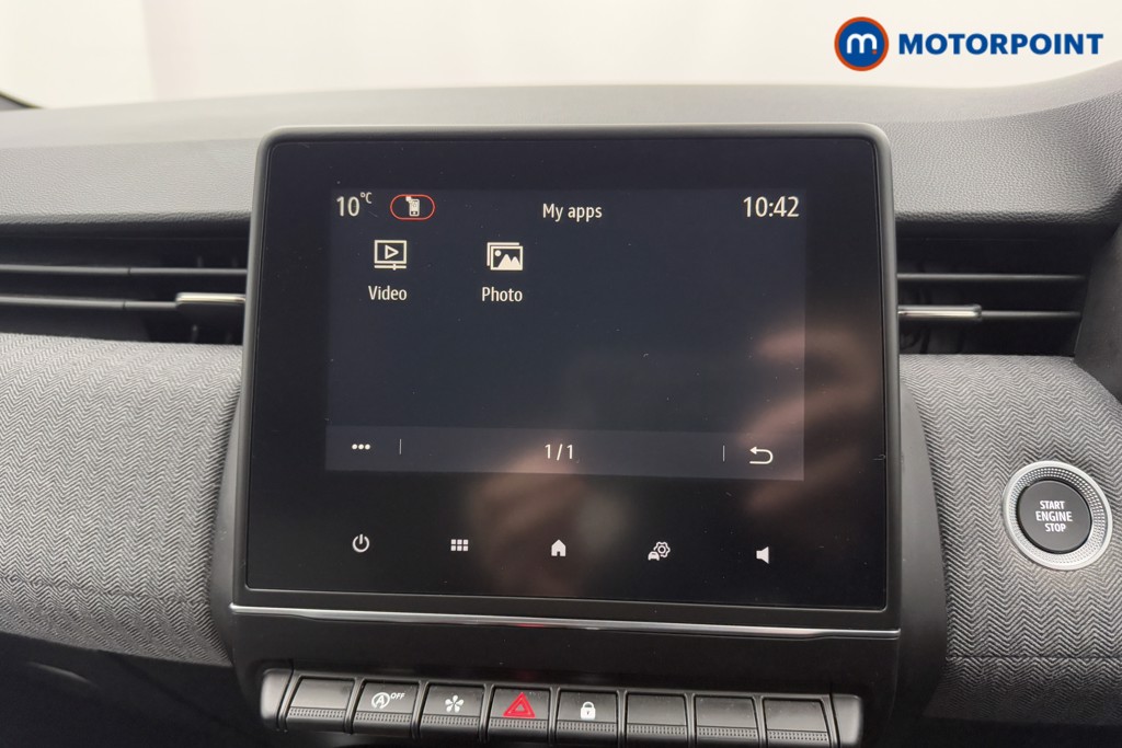 Renault Clio Techno Manual Petrol Hatchback - Stock Number (1598657) - 10th supplementary image