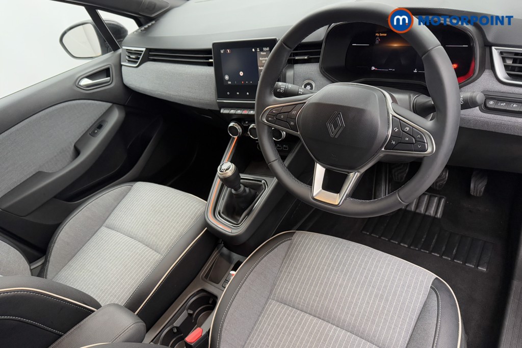 Renault Clio Techno Manual Petrol Hatchback - Stock Number (1598657) - 1st supplementary image