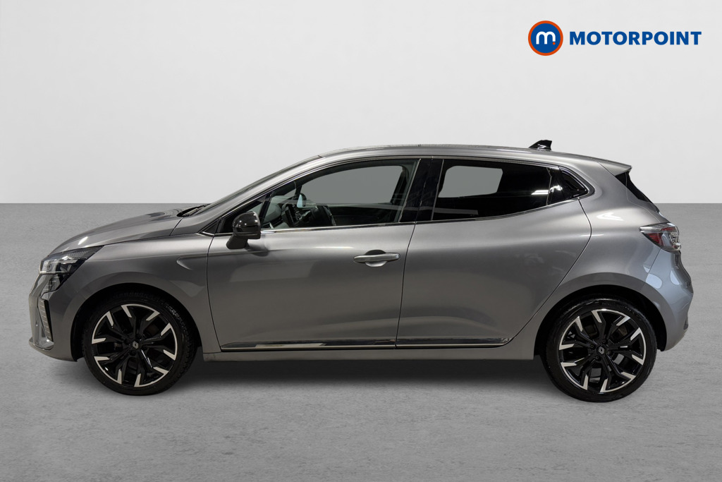 Renault Clio Techno Manual Petrol Hatchback - Stock Number (1598657) - Passenger side