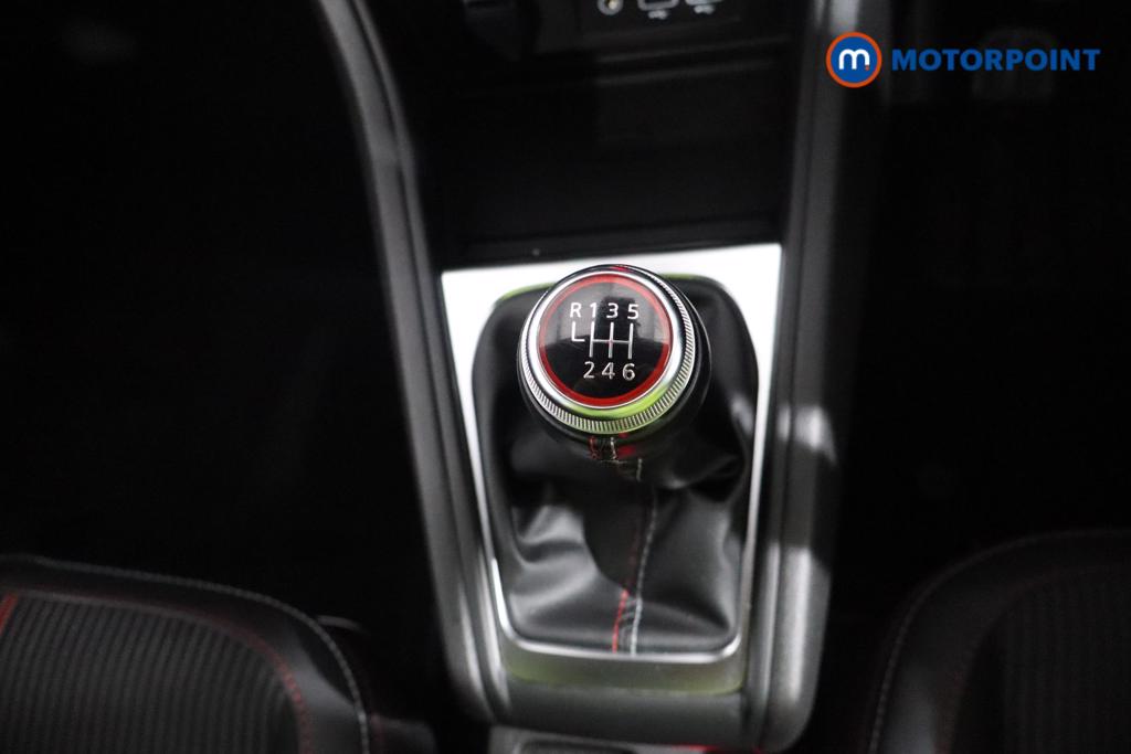 Renault Captur R.S. Line Manual Petrol SUV - Stock Number (1598692) - 3rd supplementary image