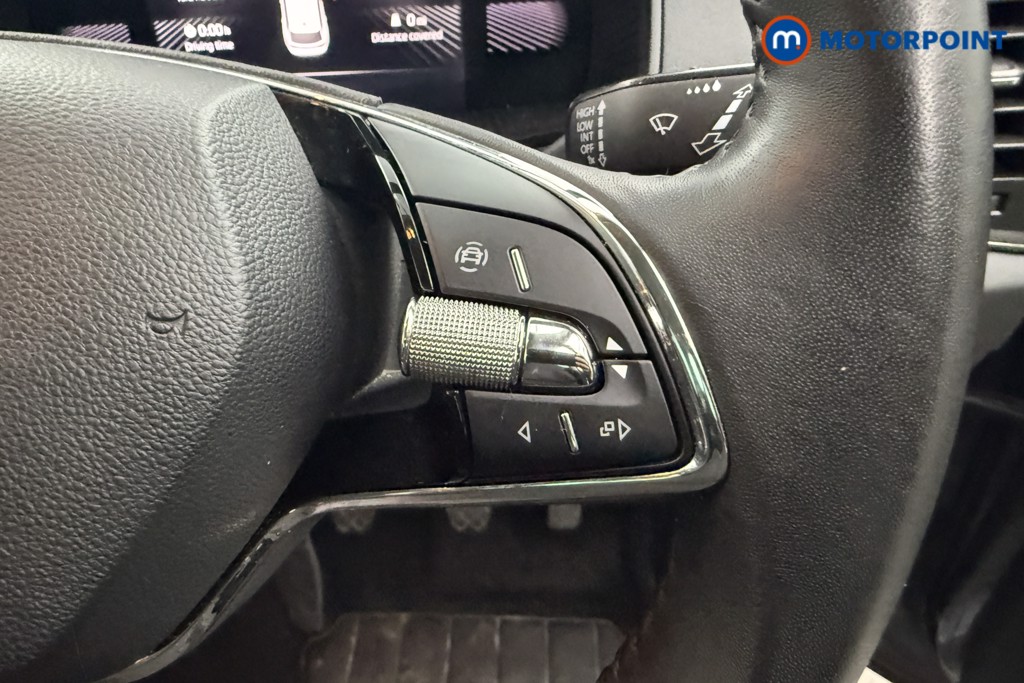 Skoda Karoq Se Drive Manual Petrol SUV - Stock Number (1599363) - 4th supplementary image