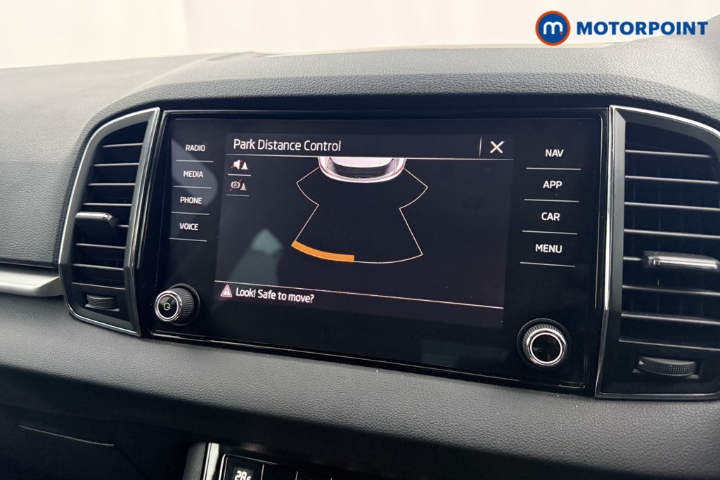 Skoda Karoq Se Drive Manual Petrol SUV - Stock Number (1599363) - 13th supplementary image
