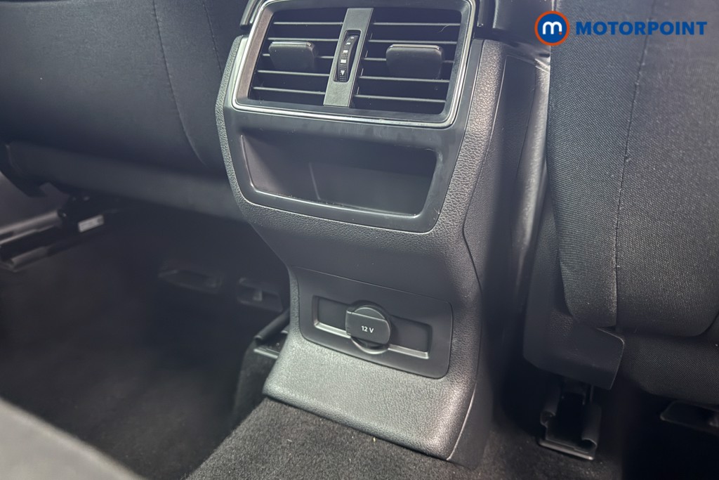 Skoda Karoq Se Drive Manual Petrol SUV - Stock Number (1599363) - 23rd supplementary image