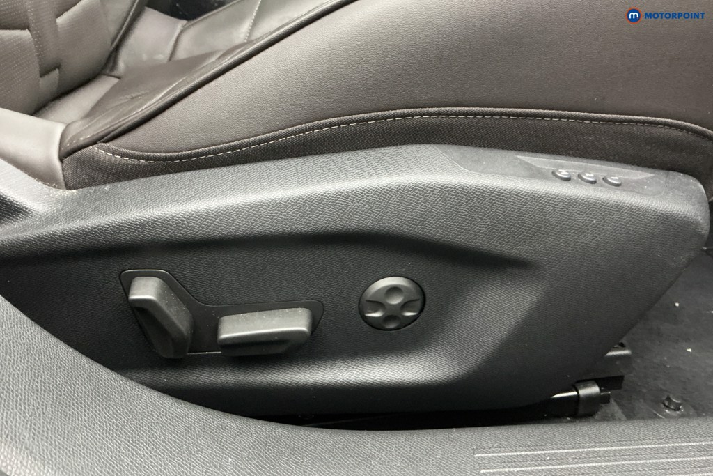 DS Ds 4 Opera Automatic Petrol Hatchback - Stock Number (1601200) - 25th supplementary image