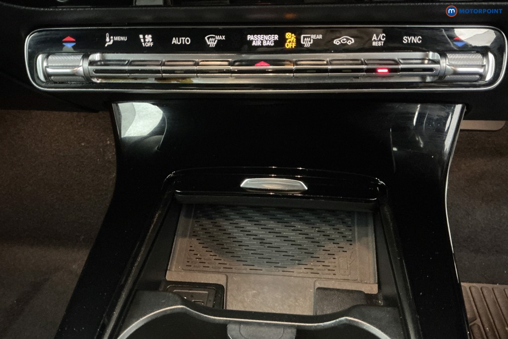 Mercedes-Benz CLA Amg Line Automatic Petrol Coupe - Stock Number (1601877) - 17th supplementary image