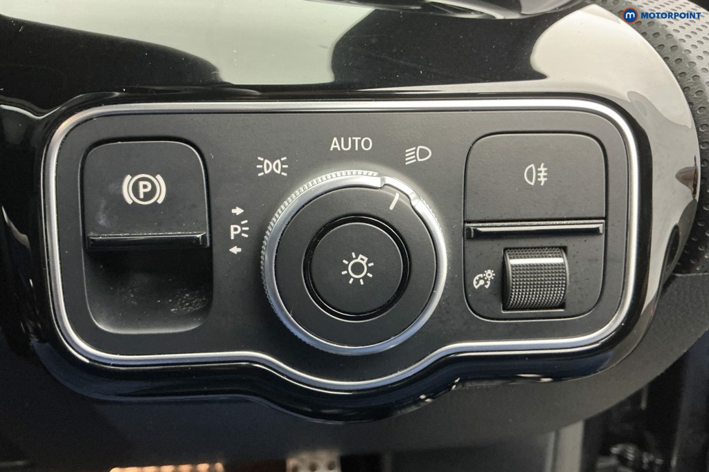 Mercedes-Benz CLA Amg Line Automatic Petrol Coupe - Stock Number (1601877) - 21st supplementary image