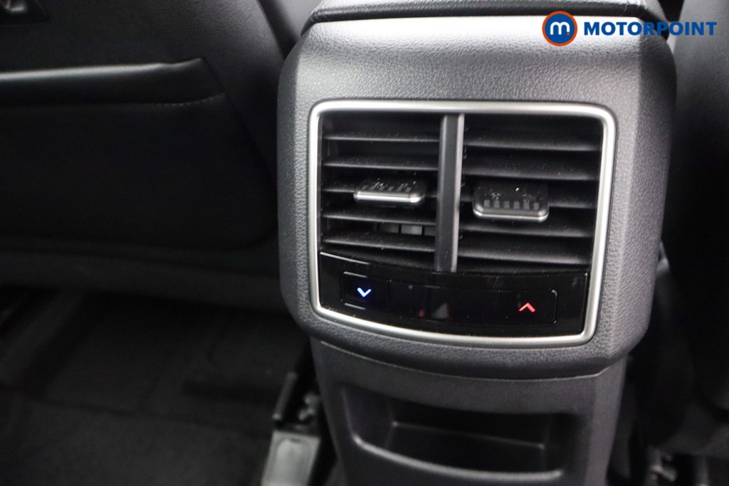 KIA Sportage Pure Automatic Petrol-Electric Hybrid SUV - Stock Number (1602039) - 16th supplementary image