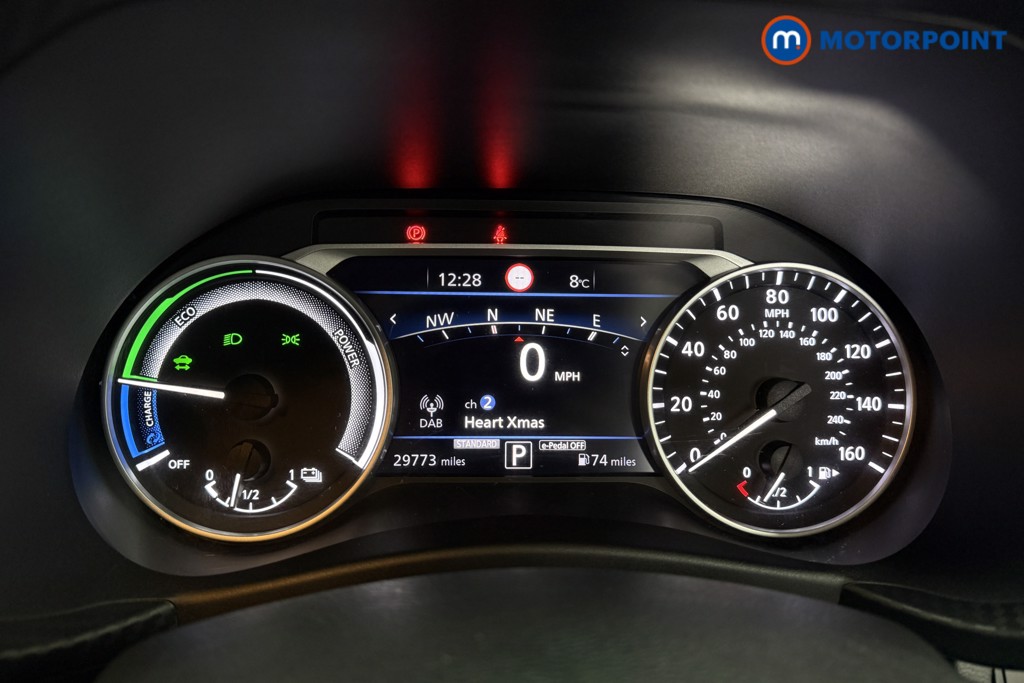 Nissan Juke N-Connecta Automatic Petrol-Electric Hybrid SUV - Stock Number (1602275) - 5th supplementary image