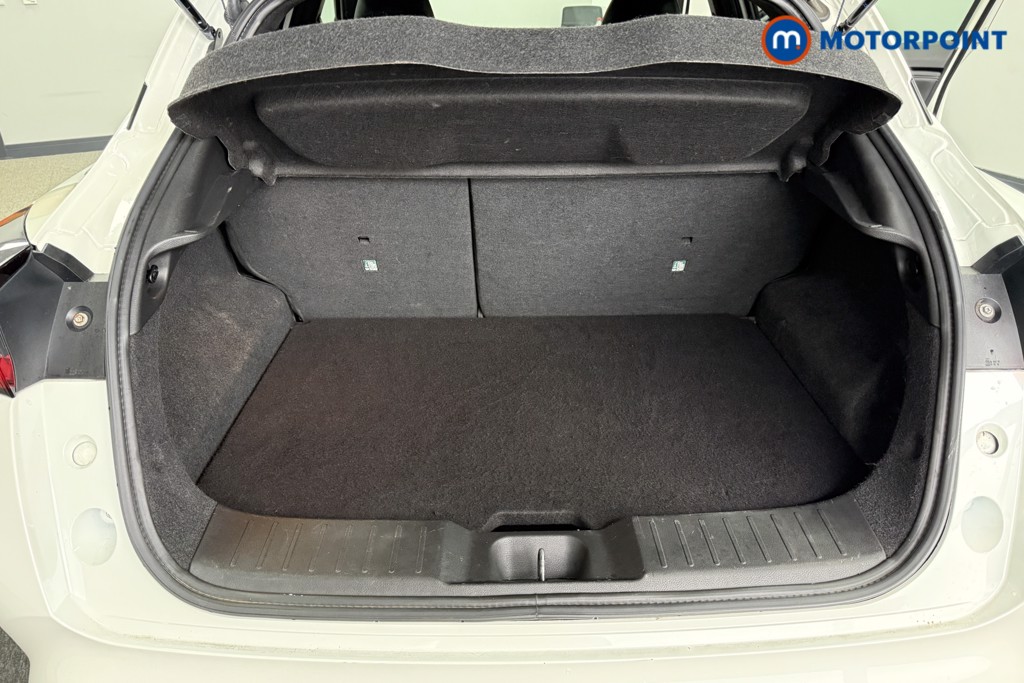 Nissan Juke N-Connecta Automatic Petrol-Electric Hybrid SUV - Stock Number (1602275) - 23rd supplementary image