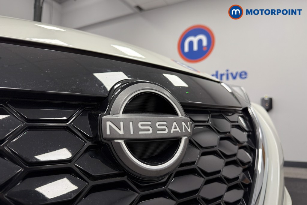 Nissan Juke N-Connecta Automatic Petrol-Electric Hybrid SUV - Stock Number (1602275) - 30th supplementary image