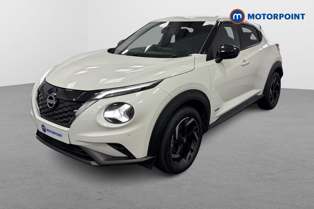 Nissan Juke N-Connecta Automatic Petrol-Electric Hybrid SUV - Stock Number (1602275) - Passenger side front corner