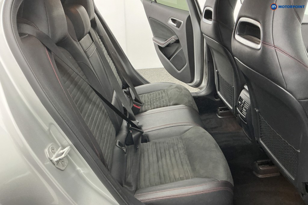 Mercedes-Benz GLA Amg Line Automatic Diesel SUV - Stock Number (1603033) - 7th supplementary image