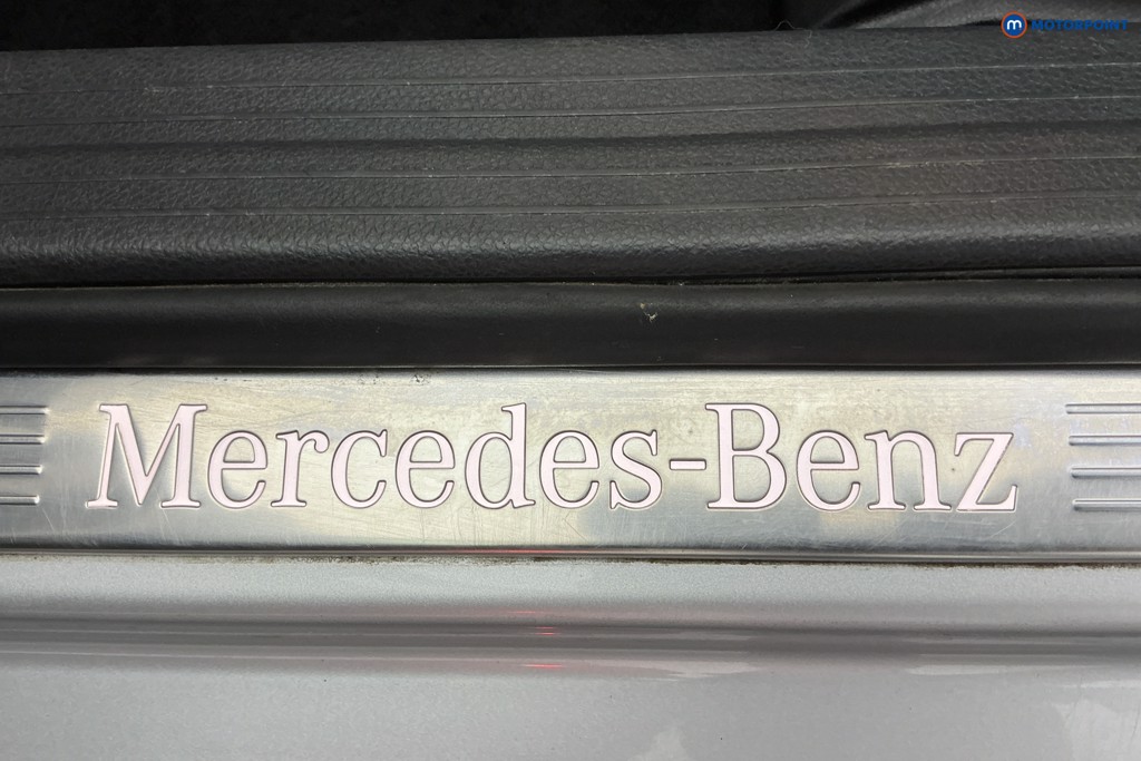 Mercedes-Benz GLA Amg Line Automatic Diesel SUV - Stock Number (1603033) - 12th supplementary image