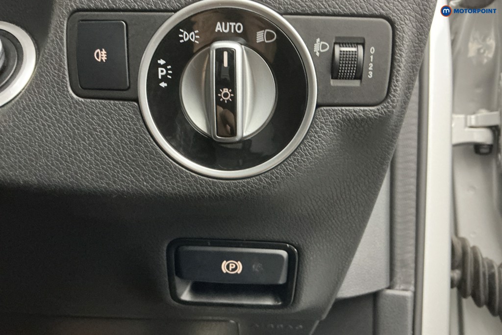 Mercedes-Benz GLA Amg Line Automatic Diesel SUV - Stock Number (1603033) - 29th supplementary image