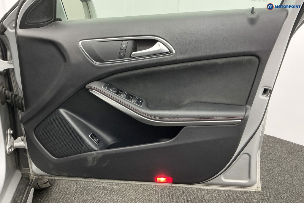 Mercedes-Benz GLA Amg Line Automatic Diesel SUV - Stock Number (1603033) - 30th supplementary image