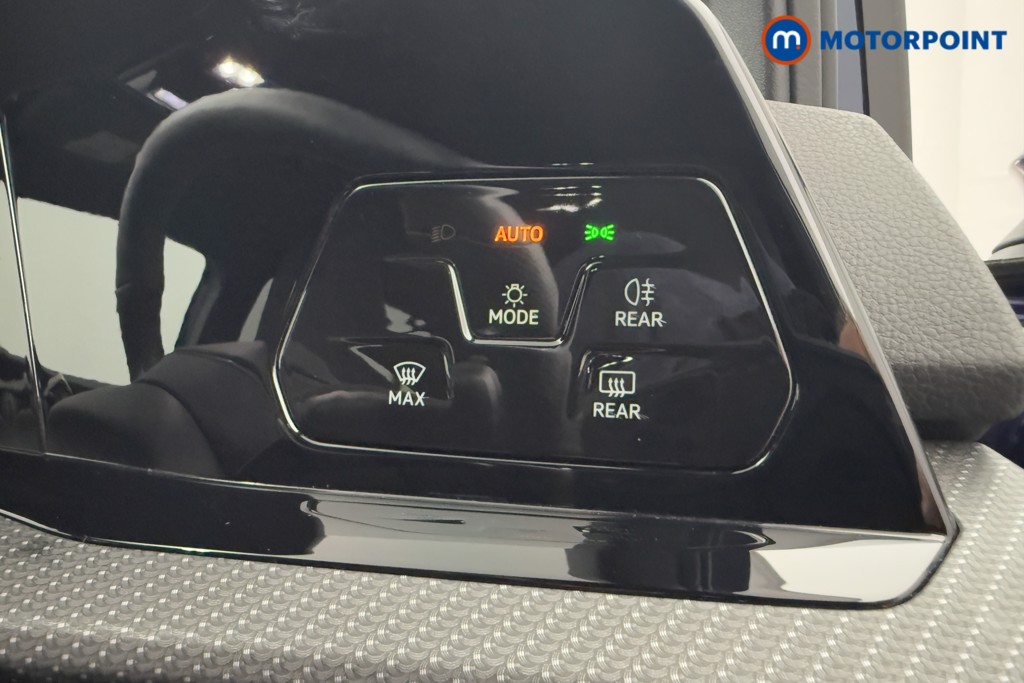 Volkswagen Golf R-Line Manual Petrol Hatchback - Stock Number (1603068) - 18th supplementary image