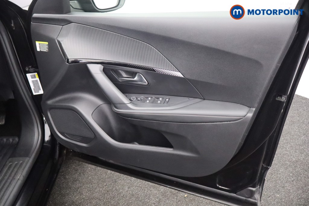 Peugeot 2008 Allure Manual Petrol SUV - Stock Number (1603636) - 13th supplementary image