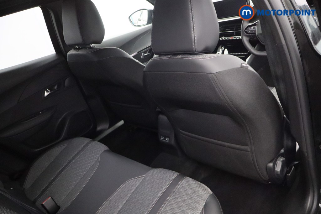 Peugeot 2008 Allure Manual Petrol SUV - Stock Number (1603636) - 16th supplementary image