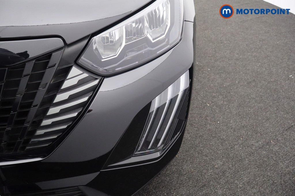 Peugeot 2008 Allure Manual Petrol SUV - Stock Number (1603636) - 22nd supplementary image