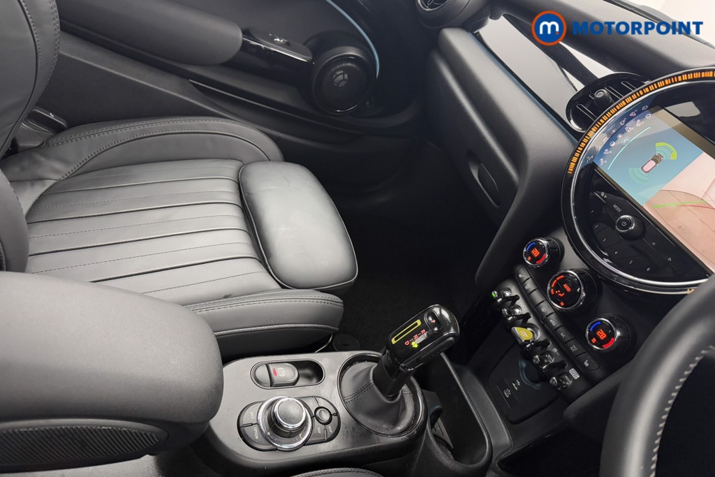 Mini Hatchback Cooper S Level 3 Automatic Electric Hatchback - Stock Number (1603929) - 15th supplementary image