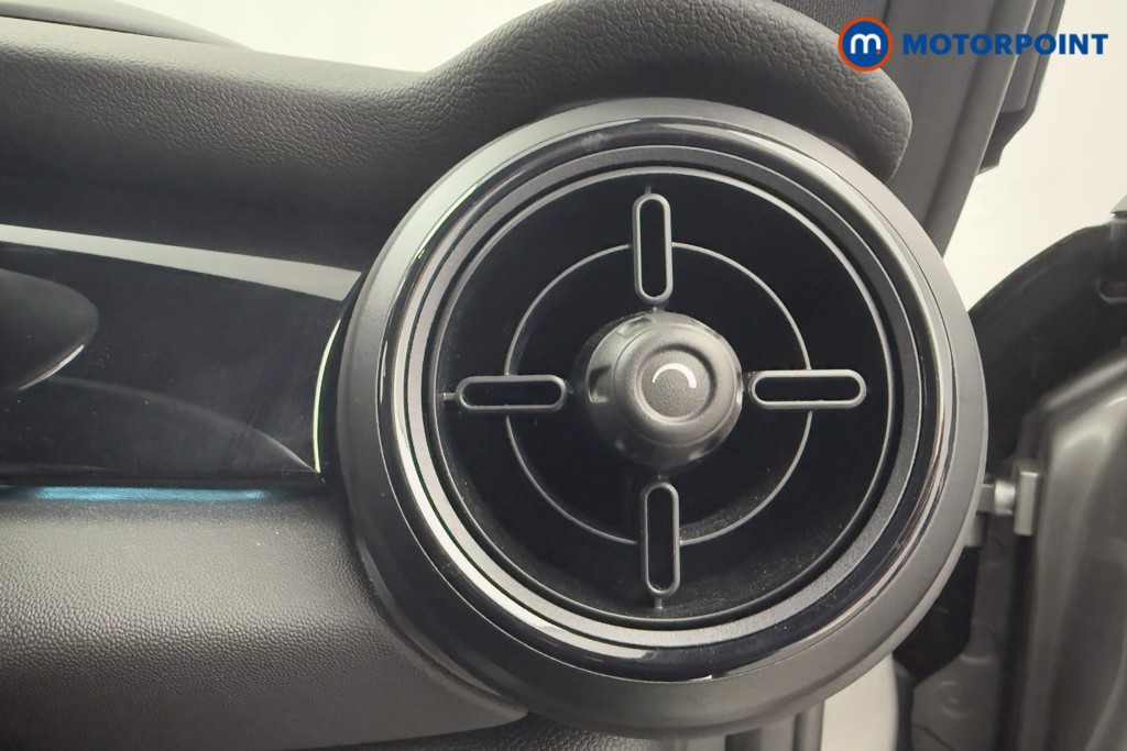 Mini Hatchback Cooper S Level 3 Automatic Electric Hatchback - Stock Number (1603929) - 16th supplementary image