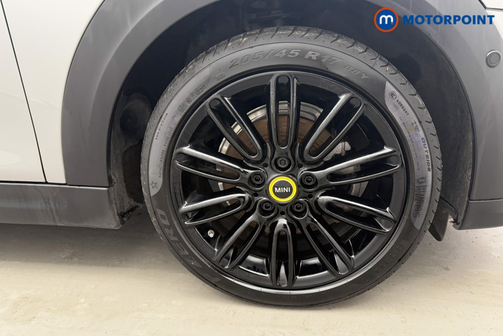 Mini Hatchback Cooper S Level 3 Automatic Electric Hatchback - Stock Number (1603929) - 33rd supplementary image