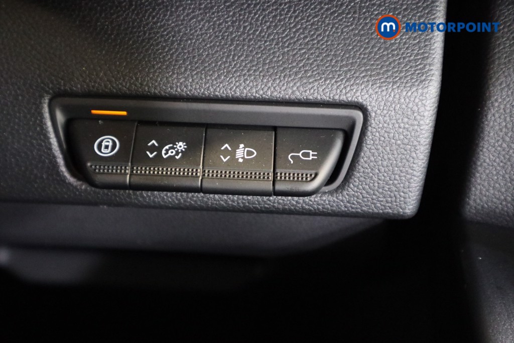 Renault Trafic Advance Automatic Electric Panel Van - Stock Number (1603976) - 11th supplementary image