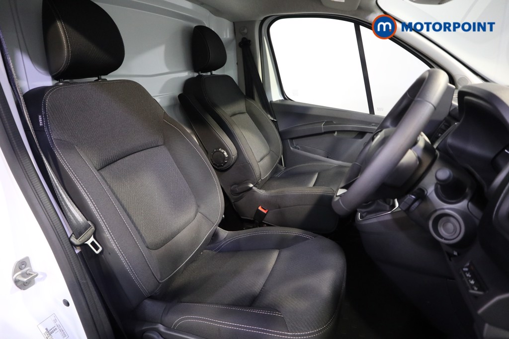 Renault Trafic Advance Automatic Electric Panel Van - Stock Number (1603976) - 13th supplementary image