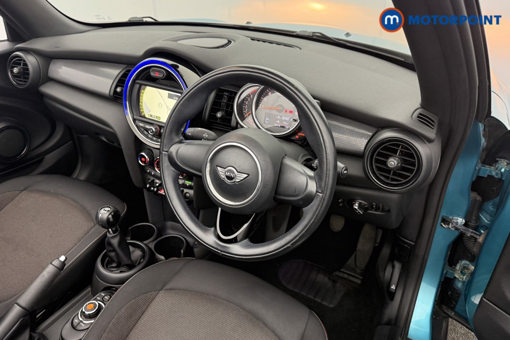 Mini Convertible Cooper Manual Petrol Convertible - Stock Number (1603995) - 2nd supplementary image