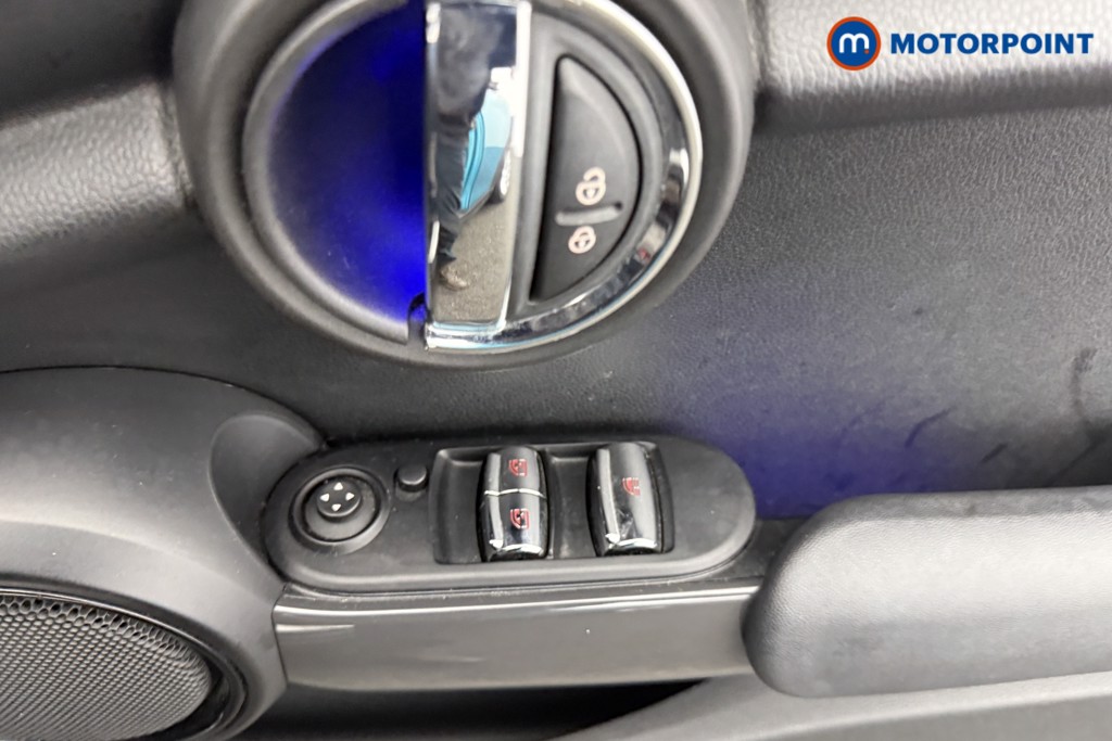 Mini Convertible Cooper Manual Petrol Convertible - Stock Number (1603995) - 14th supplementary image