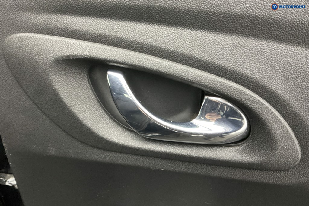 Renault Kadjar Dynamique Nav Manual Petrol SUV - Stock Number (1604104) - 31st supplementary image