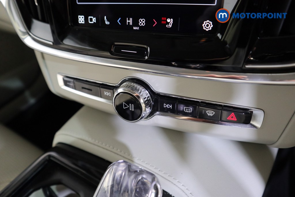 Volvo S90 Inscription Automatic Petrol Plug-In Hybrid Saloon - Stock Number (1604198) - 7th supplementary image