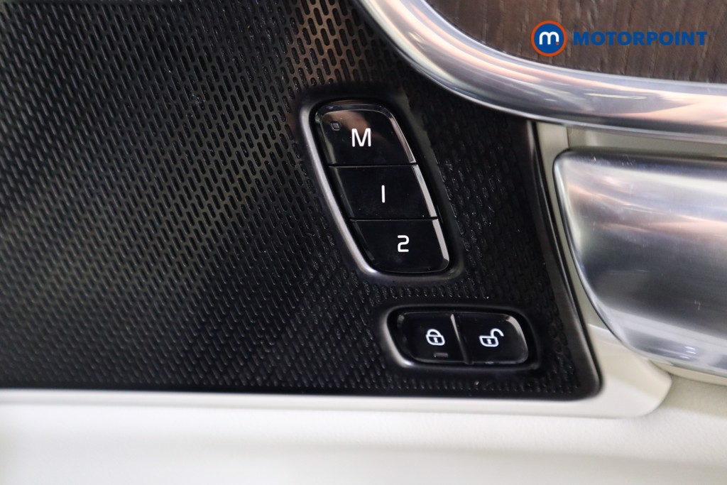Volvo S90 Inscription Automatic Petrol Plug-In Hybrid Saloon - Stock Number (1604198) - 13th supplementary image
